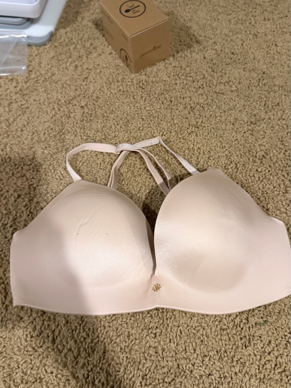 Victoria Secret So Obsessed Light Nude wireless bra